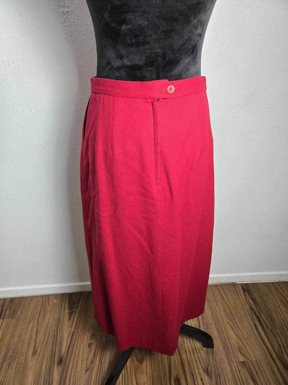 Women's Vintage 100% Wool Tailored Blazer And Skirt Set